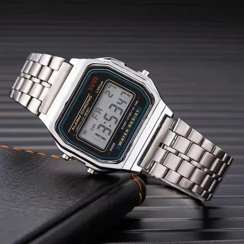 Relógio digital prateado em estilo vintage para homem e mulher
